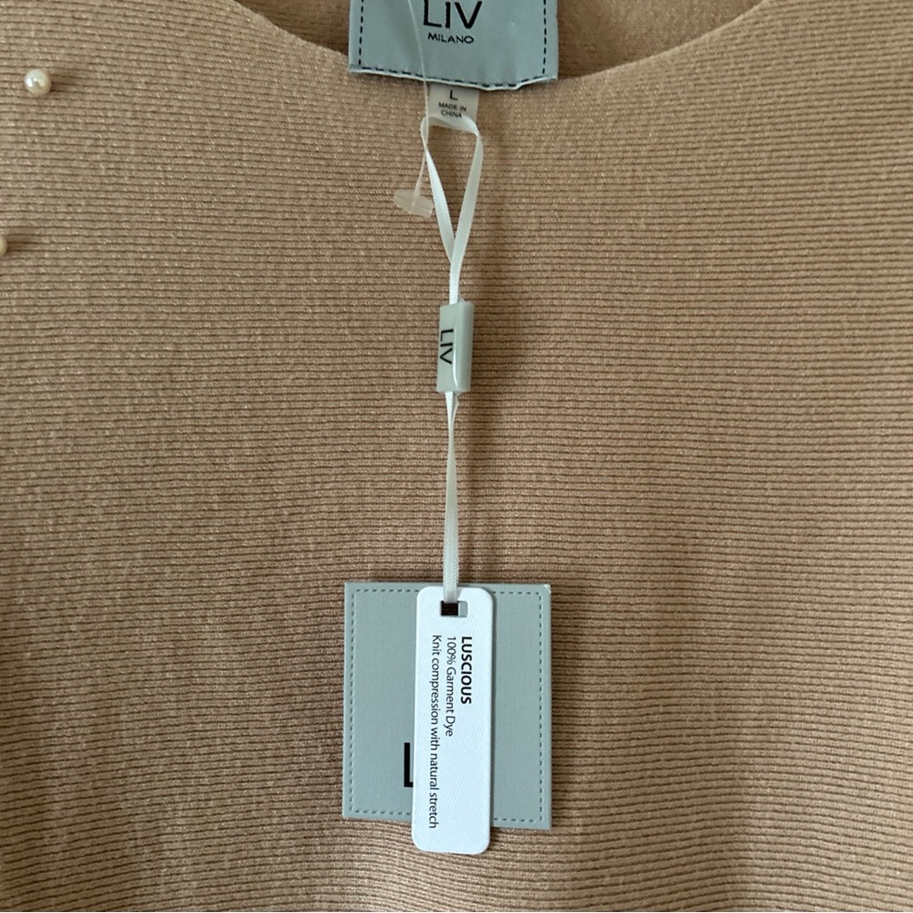 Liv Milano Woman’s Large Bisquit Pearl Lace Sleeve Design Pullover Stretch Top - Picture 11 of 13